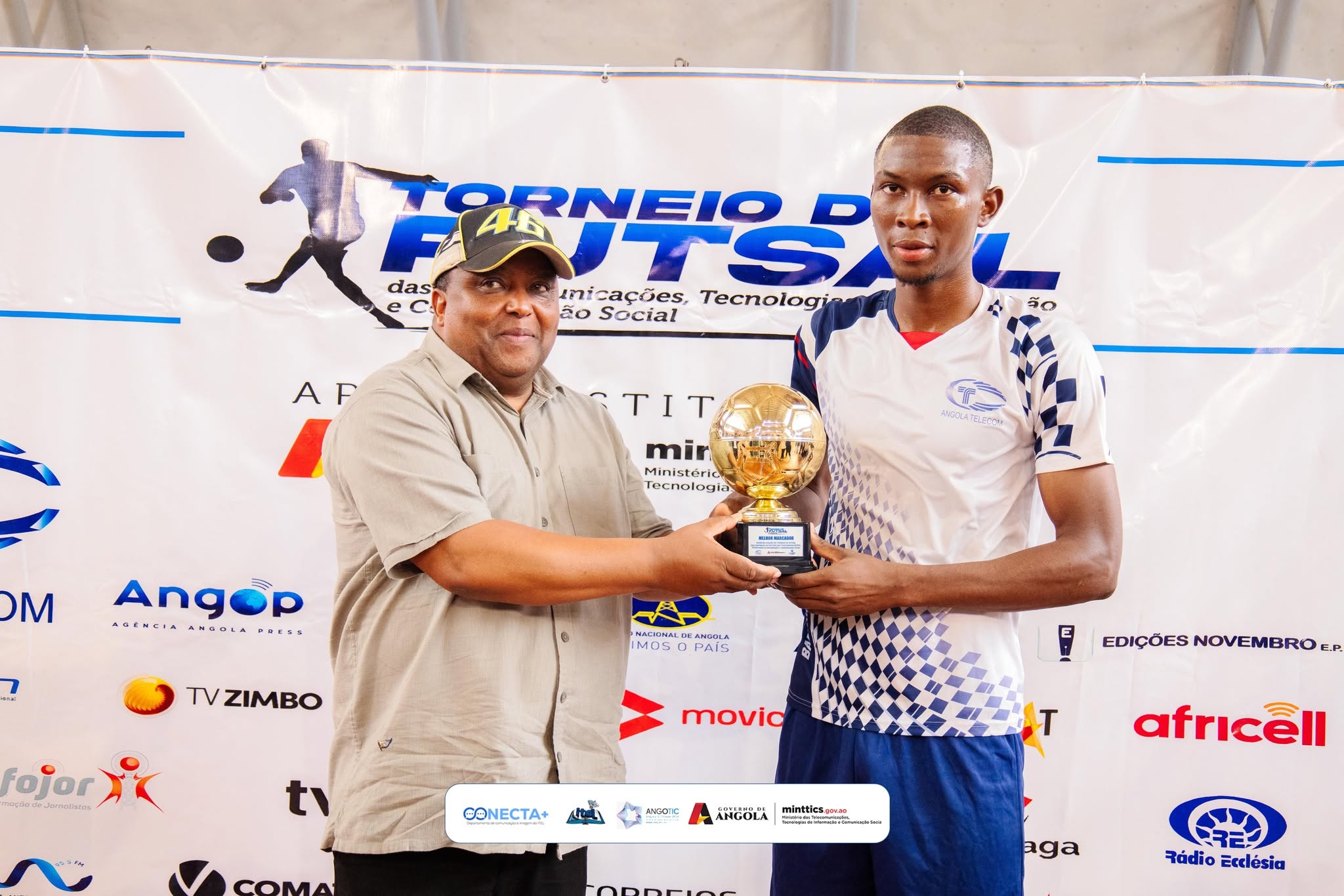 Angola Telecom conquista o Torneio de Futsal do MINTTICS